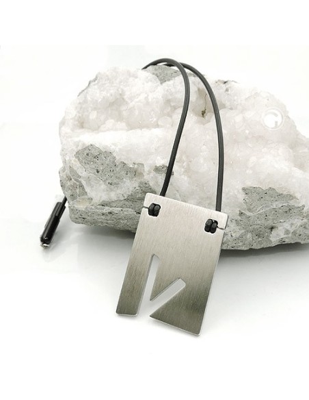 necklace initiale v stainless steel 42cm