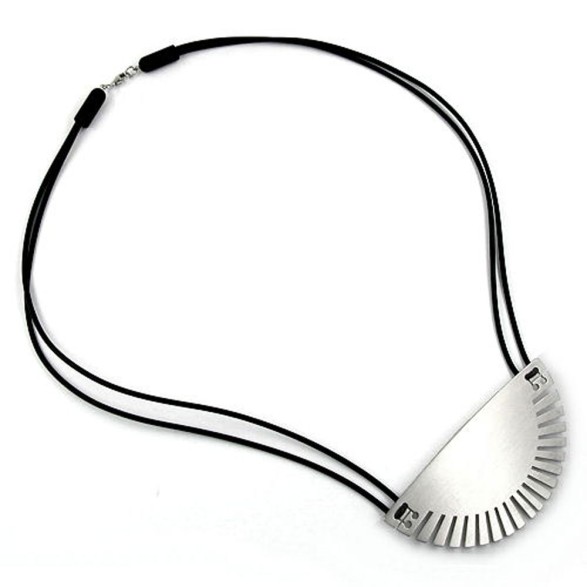 necklace half-moon stainless steel 50cm