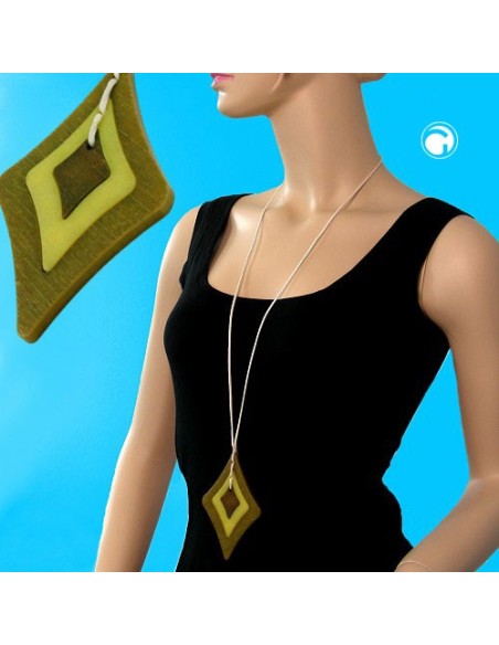 necklace baroque pendant green