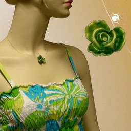 necklace green rose