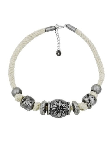 necklace for traditional costume flower