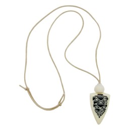 necklace triangle with ball