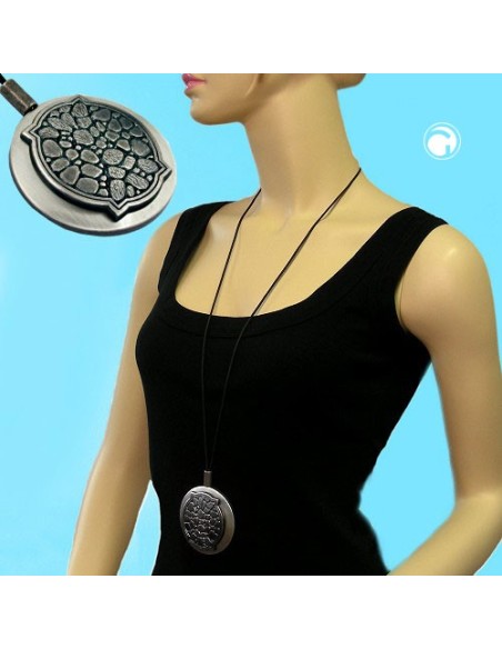 necklace round pendant antique silver