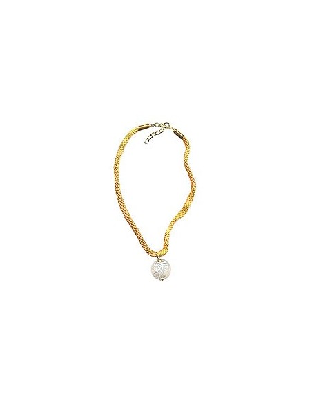 necklace eyecatching bead white