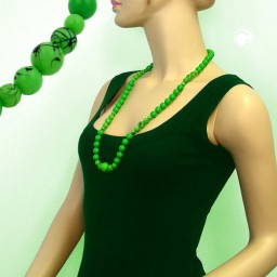 necklace green/black beads