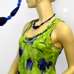 necklace blue/silky beads dark blue