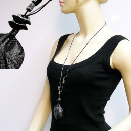 necklace scaled leaf black-grey 95cm