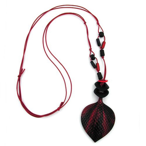 necklace scaled leaf black-red 95cm