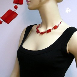 necklace rectangle beads silky-red