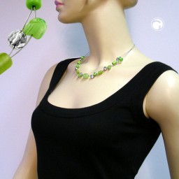 necklace glass beads green