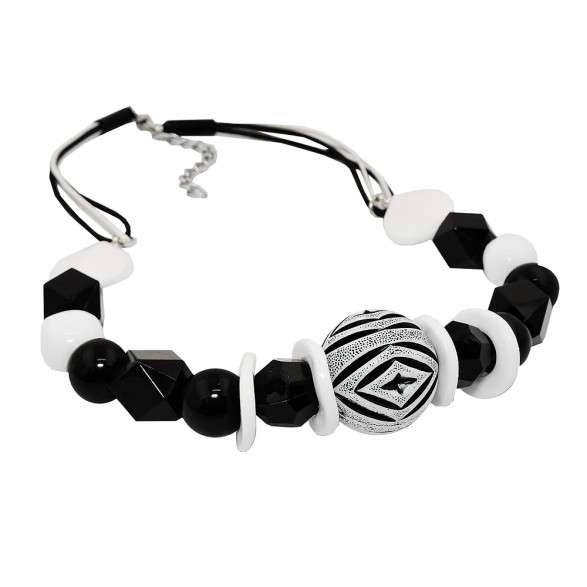 necklace varios beads black and white black and white cord