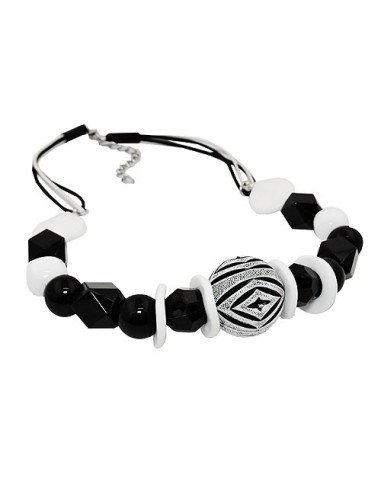 necklace varios beads black and white black and white cord